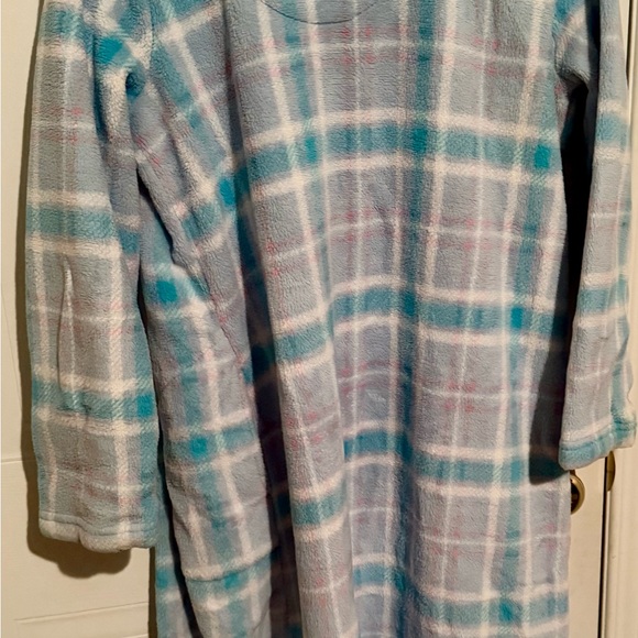 Plaid Fleece Robe - Picture 2 of 2